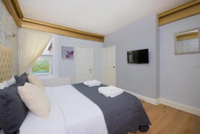 IDEAL ABODE ABBOTS 4 En-suite